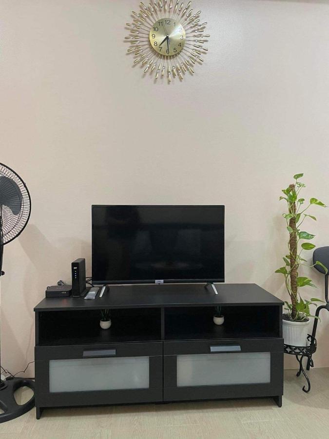 Studio Condo Building 81 Newport Boulevard 마닐라 외부 사진