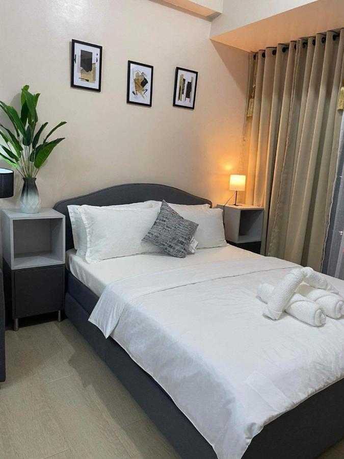 Studio Condo Building 81 Newport Boulevard 마닐라 외부 사진