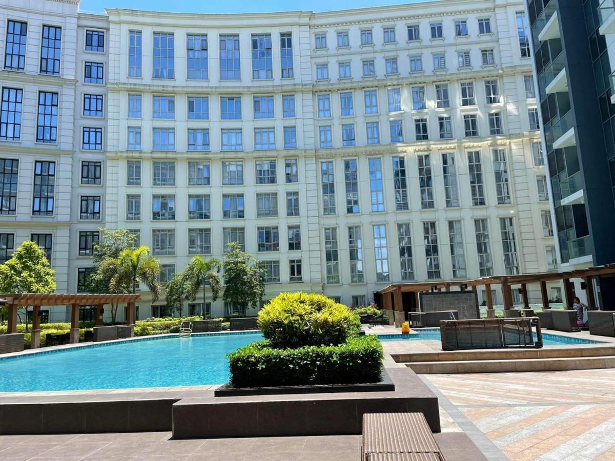 Studio Condo Building 81 Newport Boulevard 마닐라 외부 사진