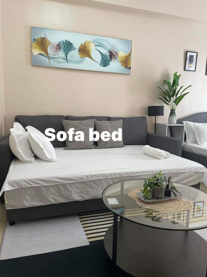 Studio Condo Building 81 Newport Boulevard 마닐라 외부 사진